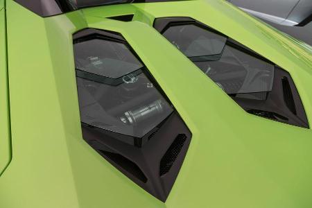 Lamborghini Aventador LP 700-4 Roadster, Motorhaube