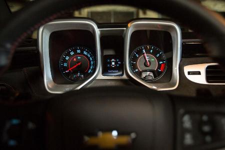 Chevrolet Camaro ZL1 Cabrio, Rundinstrumente