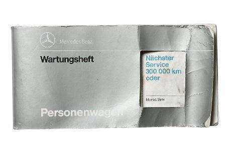 Mercedes 300 D, Wartungsheft, Eintragungen