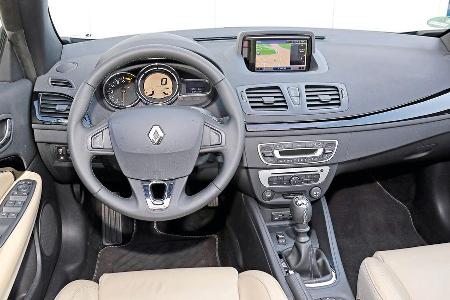 Renault Mgane Coup-Cabriolet TCe 130, Cockpit