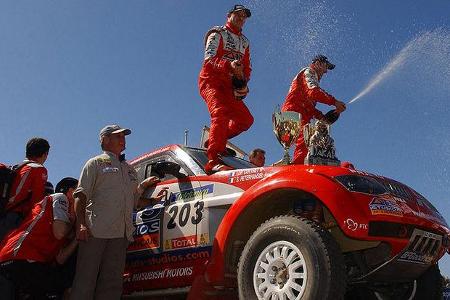 Peterhansel/Cottret wurden Sieger der Rallye Dakar 2004.