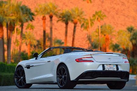 Aston Martin Vanquish Volante, Heckansicht