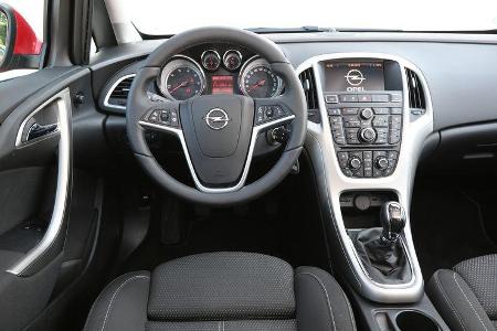 Opel Astra Sports Tourer 2.0 CDTi ecoflex Edition, Cockpit, Lenkrad