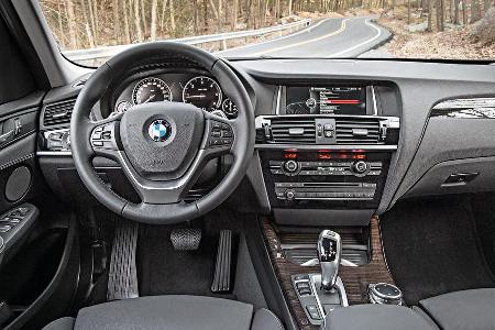 BMW X3, Cockpit