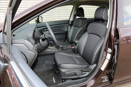Subaru Impreza 1.6i Comfort, Vordersitze