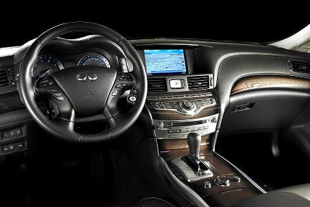 Infiniti M30 d Lenkrad