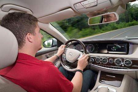 Mercedes S 300 Bluetec Hybrid, Cockpit, Jens Dralle