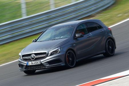 Mercedes A 45 AMG, Seitenansicht