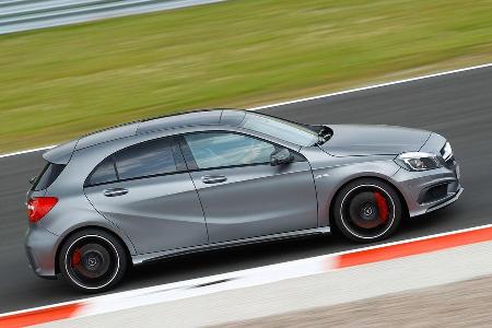 Mercedes A 45 AMG, Seitenansicht