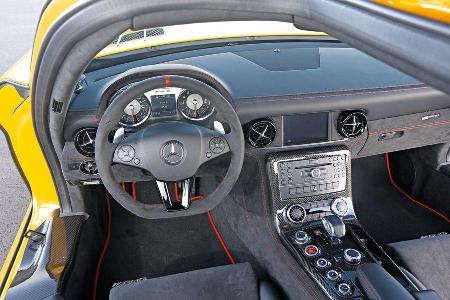Mercedes SLS Black Series, Cockpit, Lenkrad