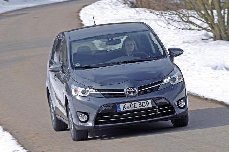 Toyota Verso 2.0 D-4D, Frontansicht
