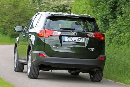 Toyota RAV4 2.2 D-4D AWD Life, Heckansicht