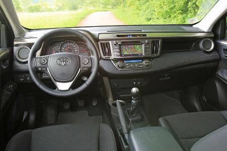 Toyota RAV4 2.2 D-4D AWD Life, Cockpit, Lenkrad