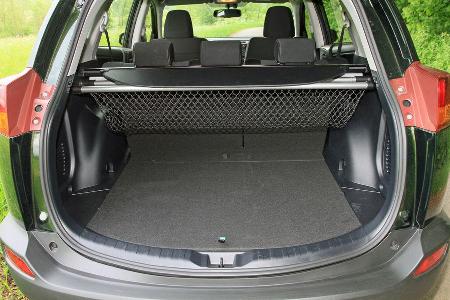 Toyota RAV4 2.2 D-4D AWD Life, Kofferraum