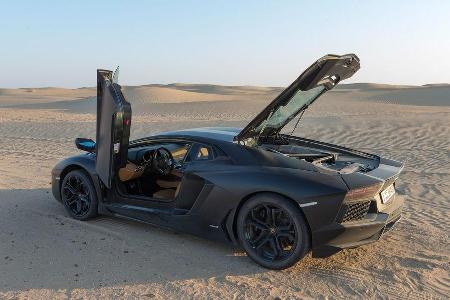 Lamborghini Aventador LP 700-4, Tren offen