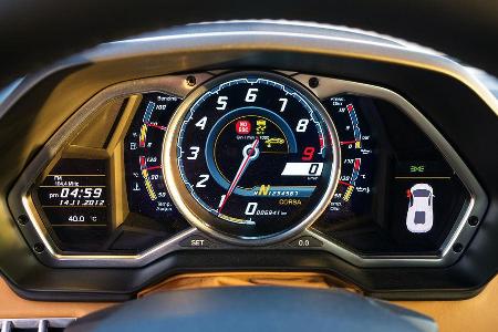 Lamborghini Aventador LP 700-4, Rundinstrumente