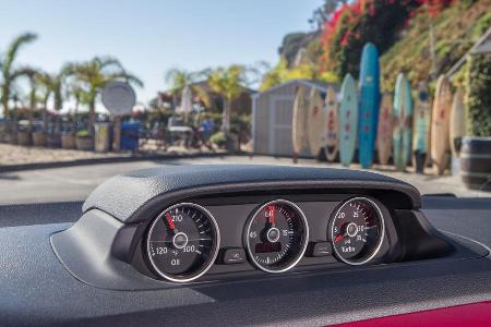 VW Beetle Cabriolet, Rundinstrumente