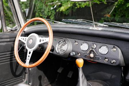 MG Midget, Cockpit