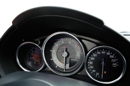 Mazda MX-5 Skyactiv-G 180, Rundinstrumente