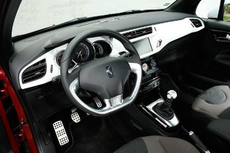 DS 3, Cockpit