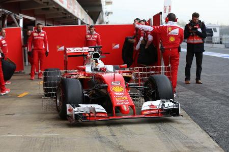 Sebastian Vettel - Red Bull - Formel 1-Test - Barcelona - 22. Februar 2016