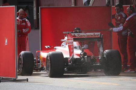 Sebastian Vettel - Ferrari - Formel 1-Test - Barcelona - 22. Februar 2016