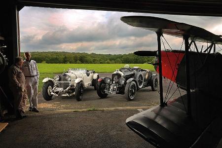 Bentley 4,5 Litre Blower, Mercedes 27/180/250 Typ 710 SS, Doppeldecker Bentley 4,5 Litre Blower, Mercedes 27/180/250 Typ 710 SS, Doppeldecker
