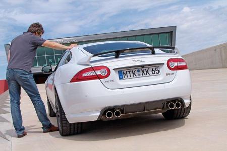 Jaguar XKR-S