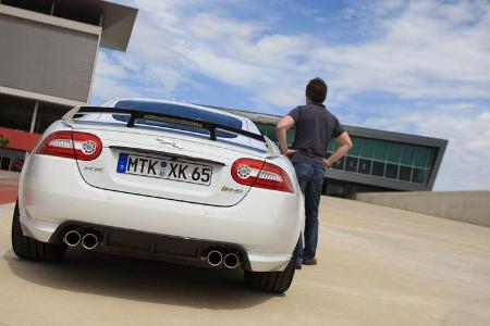 Jaguar XKR-S
