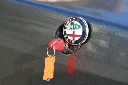Alfa Romeo 156 1.8 TS, Emblem, Zndschlssel