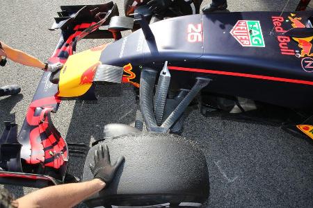 Daniil Kvyat - Red Bull - Formel 1-Test - Barcelona - 24. Februar 2016