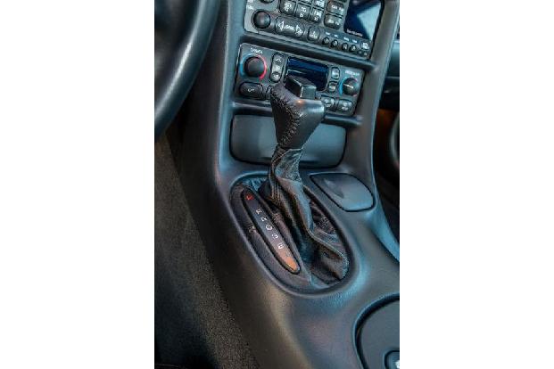 Chevrolet Corvette C5, Mittelkonsole
