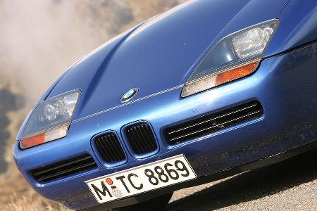 Rost spielt bein Z 1 keine Rolle. Dank der Kunststoffkarosserie und eines verzinkten Monocoques wirkt dieser Roadster wie fü...