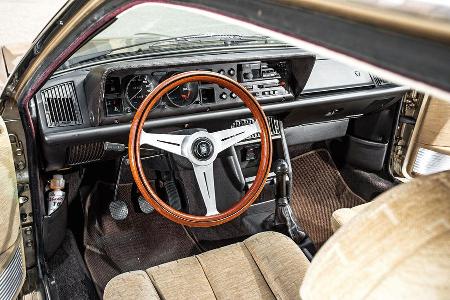 Lancia Gamma Coup 2.5 i.e., Cockpit