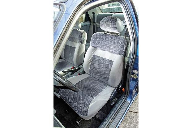 Ford Sierra 2.0i, Fahrersitz