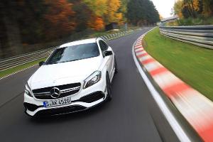Mercedes-AMG A 45 4Matic im Supertest