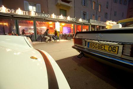 Mercedes 500 SL, Porsche 911 Carrera Cabriolet, Saint Tropez