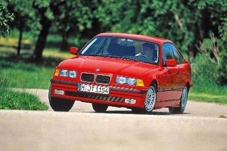BMW 318 iS (E36), Frontansicht BMW 318 iS (E36), Frontansicht