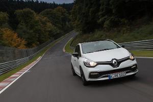 Renault Clio R.S. 220 Trophy im Supertest