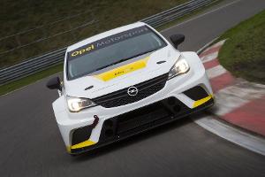 Opel Astra TCR auf dem Autosalon Genf