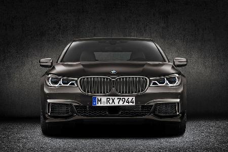 02/2016 BMW M760Li xDrive