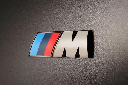 02/2016 BMW M760Li xDrive