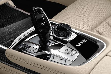 02/2016 BMW M760Li xDrive