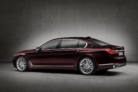 02/2016 BMW M760Li xDrive Excellence