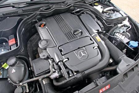 Mercedes C180, Motor