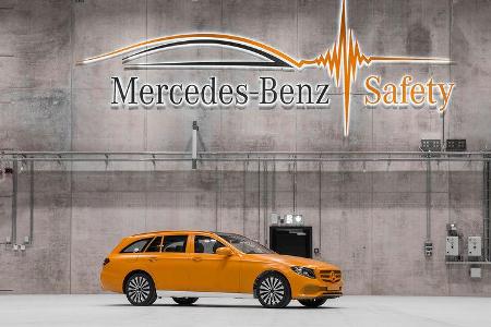 Technologiezentrum Fahrzeugsicherheit (TFS) Daimler, Crashtest Technologiezentrum Fahrzeugsicherheit (TFS) Daimler, Crashtest