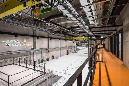 Technologiezentrum Fahrzeugsicherheit (TFS) Daimler, Crashtest