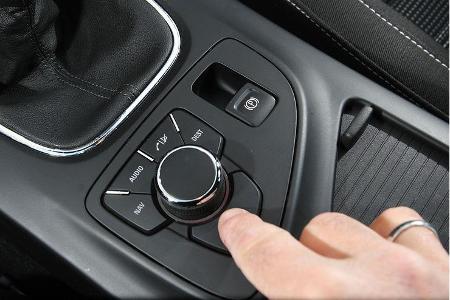 Opel Insignia, Innenraum, Cockpit