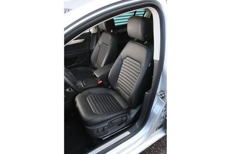 VW Passat, Sitze