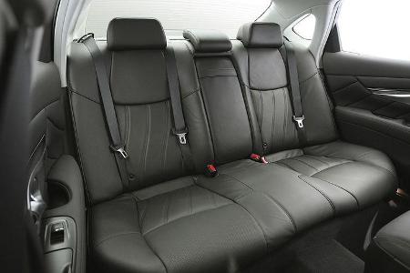 Infiniti M35h GT